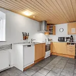 Appartement Awesome In V *