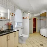 Appartement Awesome In V Esbjerg