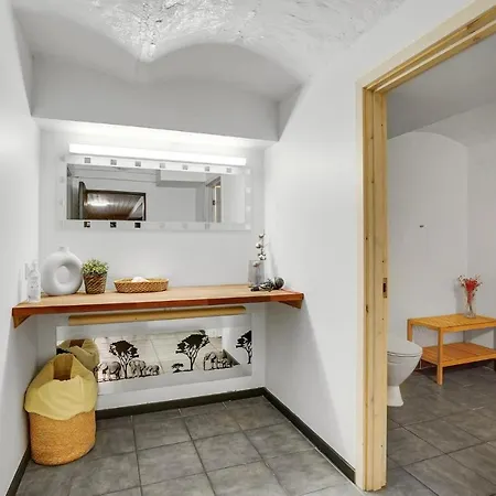 Awesome In V With Kitchen * Esbjerg